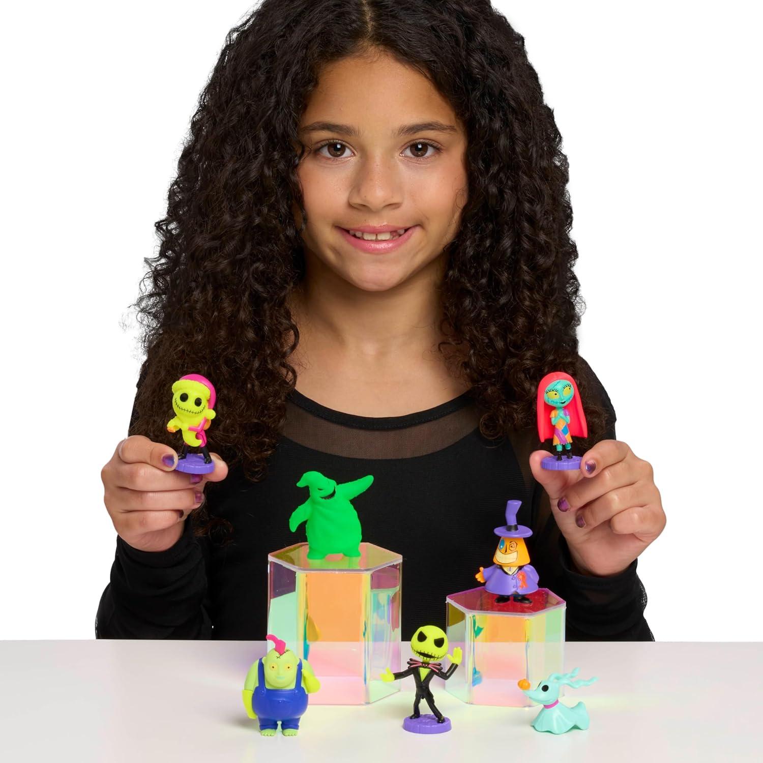 image:imageDisney Tim Burtons The Nightmare Before Christmas Collectible Figure Set